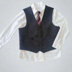 Boy’s Formal Outfit Size Small (5–6)